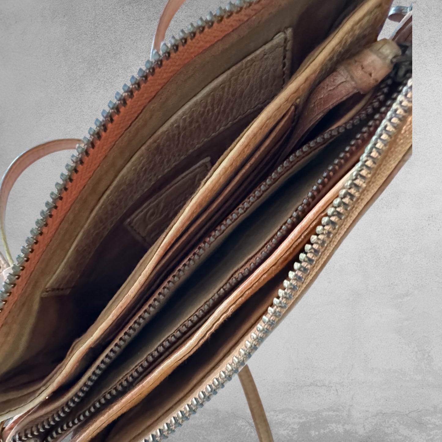 Legend Leather Bag