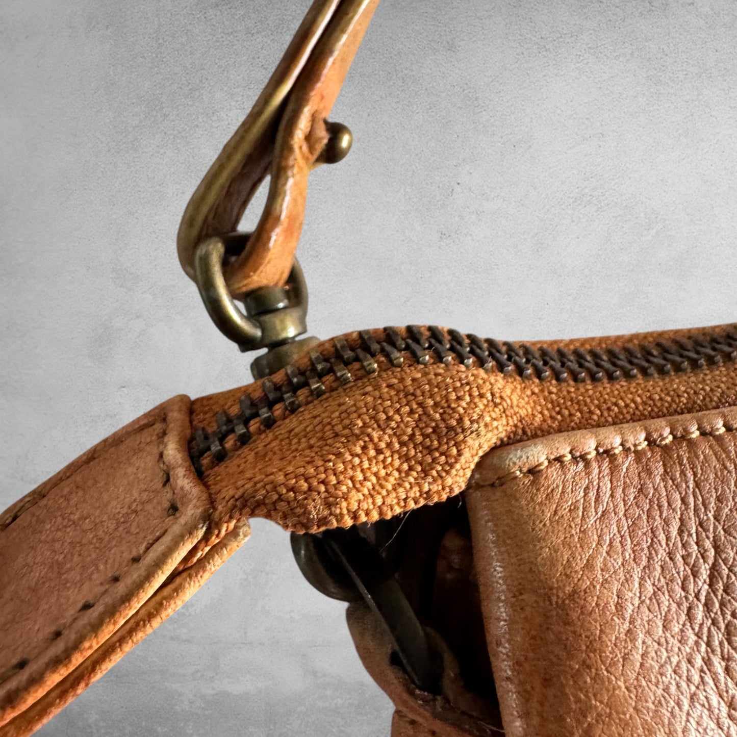Legend Leather Bag