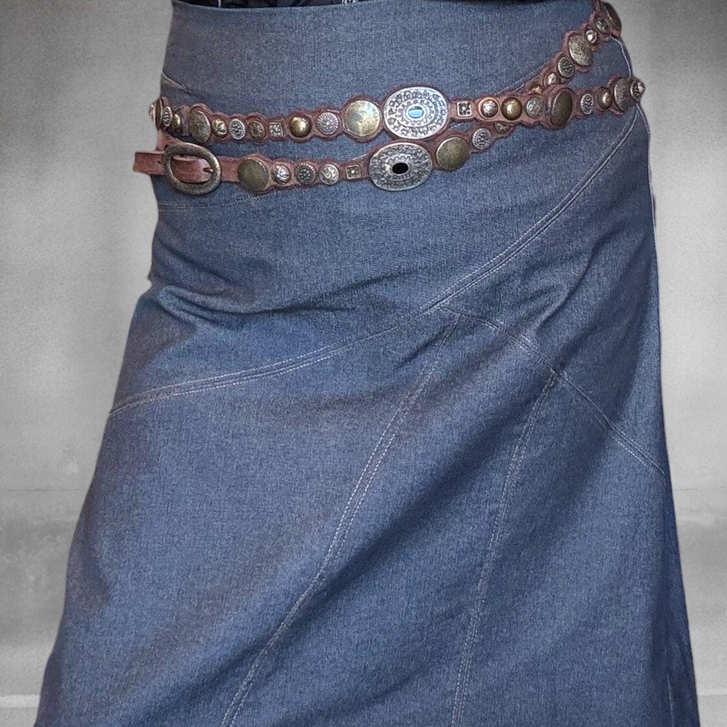 Campomaggi Italian Studded Leather Wrap Belt Size L