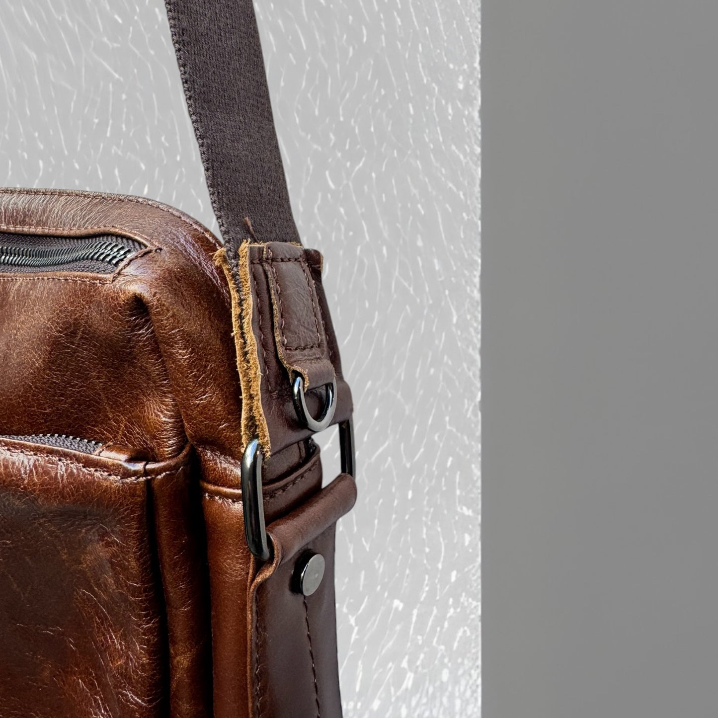 Edward Messenger Bag