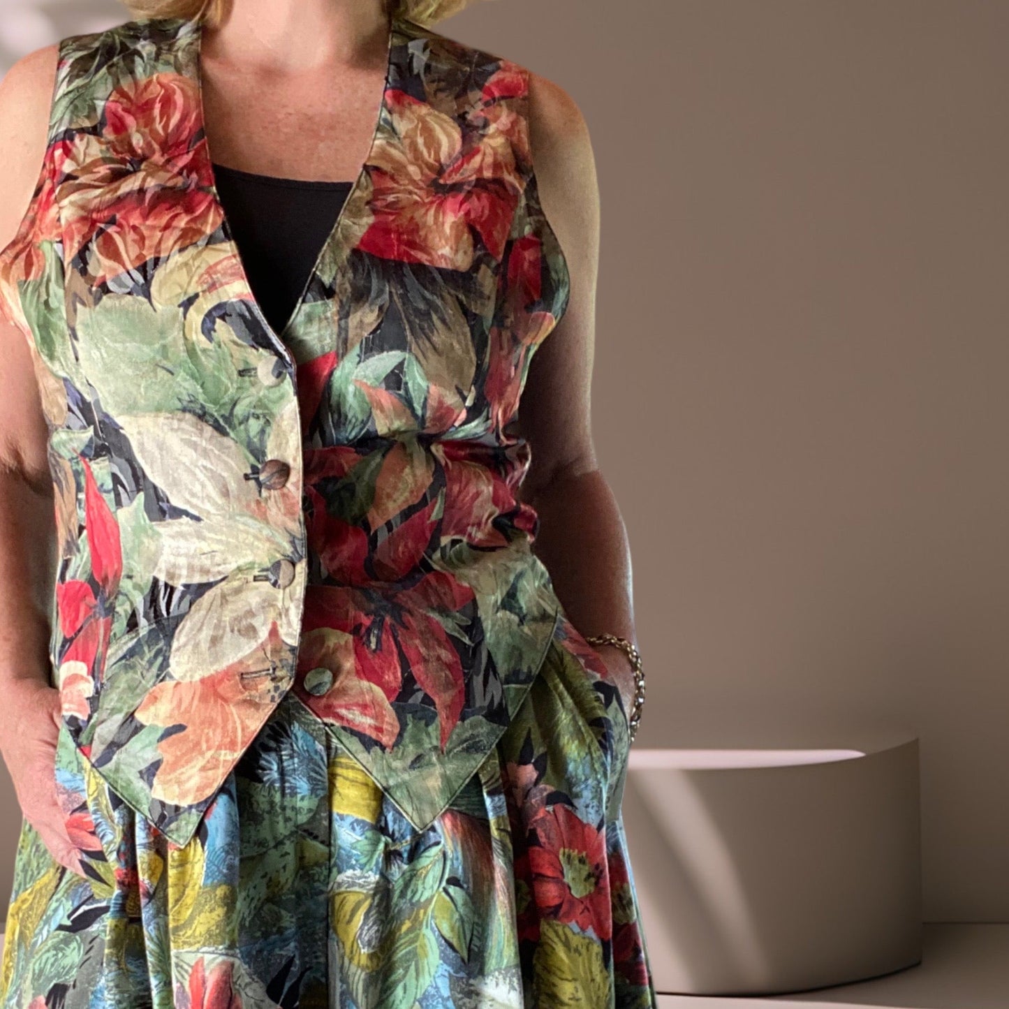 Flora Waistcoat Size M/14
