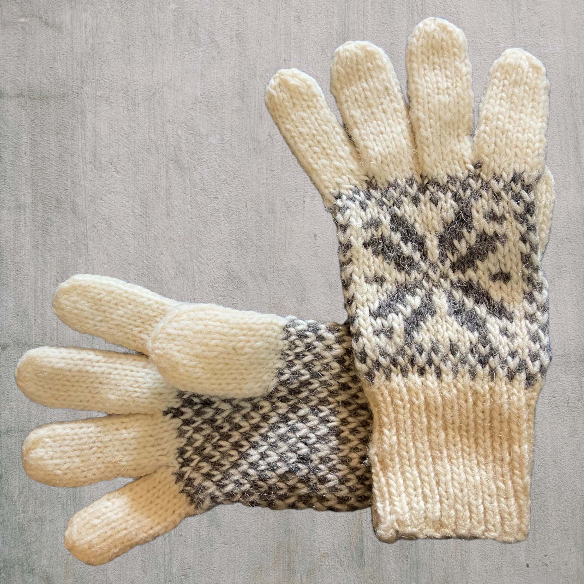Cream online wool gloves