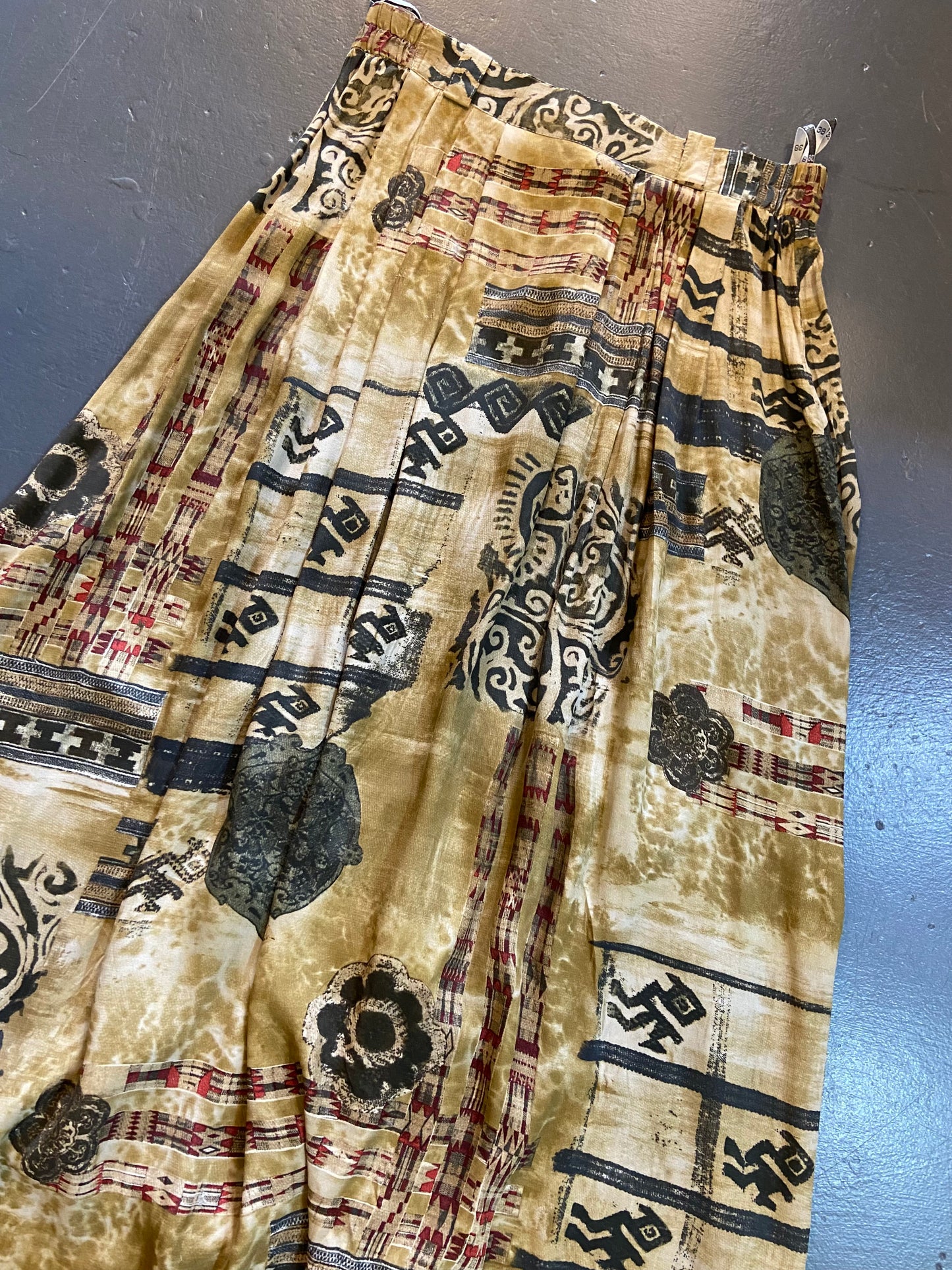 Tuzzi Printed Skirt Size 10-12